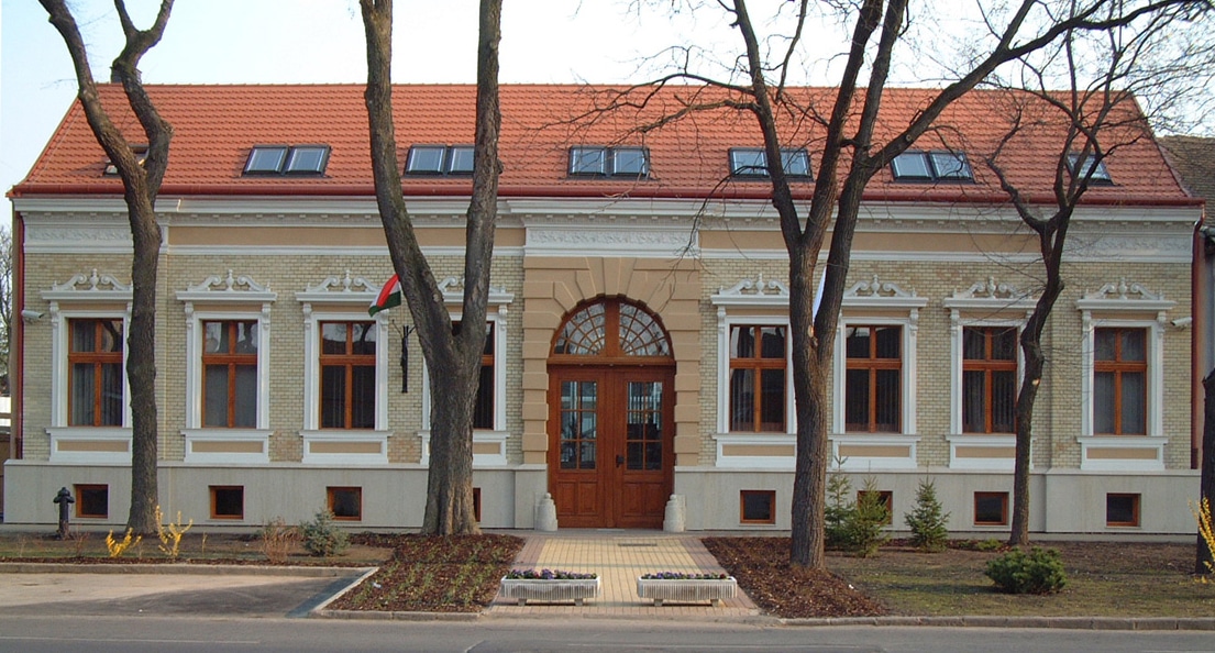 Homlokzat tisztítás és színfrissítés