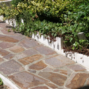 Szabálytalan olasz porfír garázslejáró burkolat