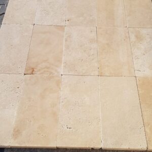 Ivory travertin koptatott 30,5x61 1st quality (4)