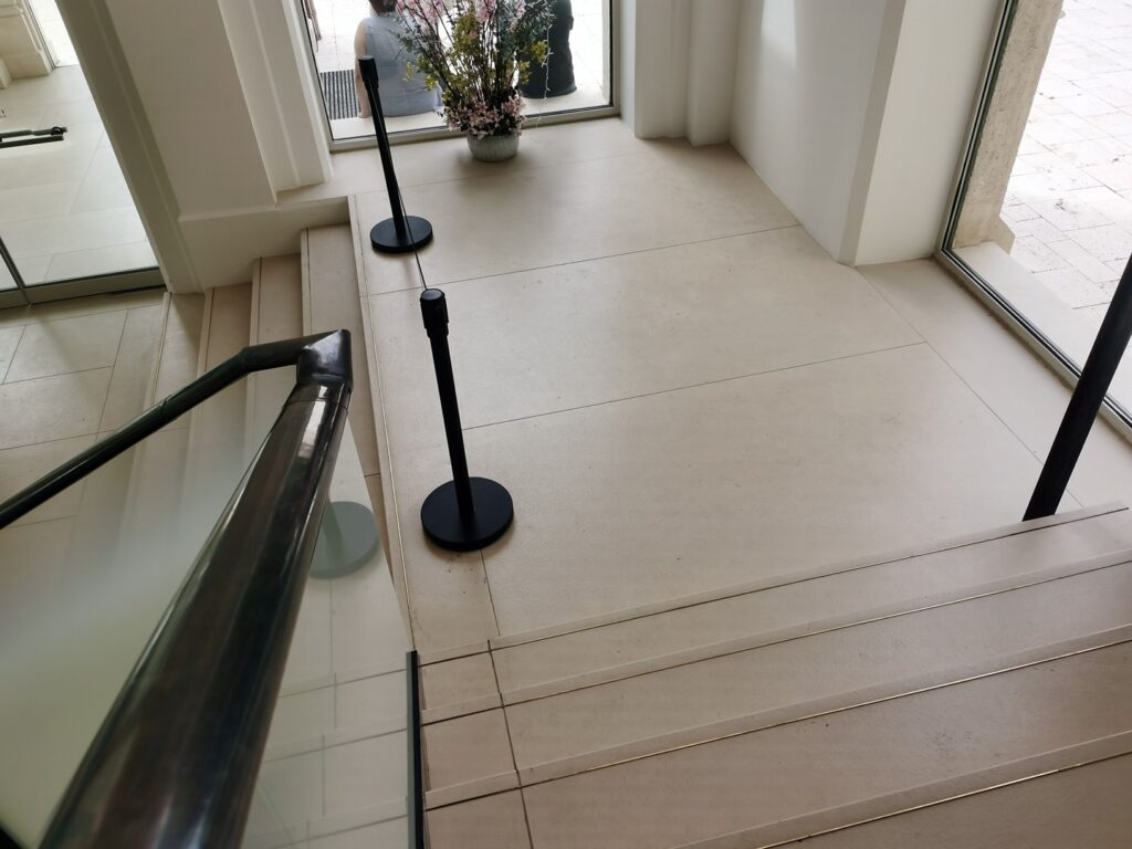 csokonai-szinhaz-2023-meszko-lepcso_4-3