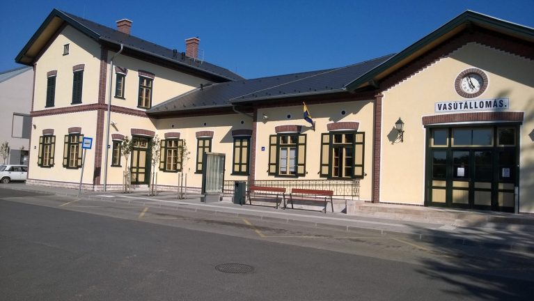 3-muemlek-epulet-bo